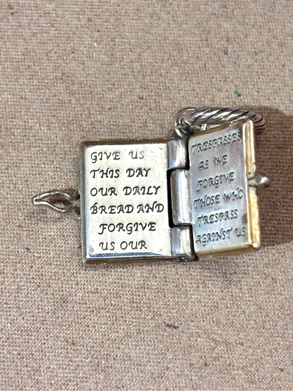 🆕Listing! Brighton Holy Bible charm It opens! Engraved verses Silver Retired - Picture 4 of 7